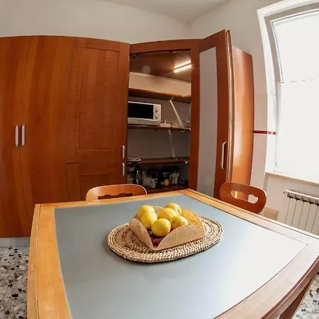 Relax 3 - Jacuzzi Cinque Terre Villa